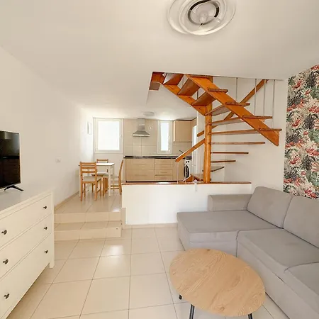 Cortijo Sunny Duplex With Heated Pool & Terrace In Playa De Americas Σπίτι διακοπών *